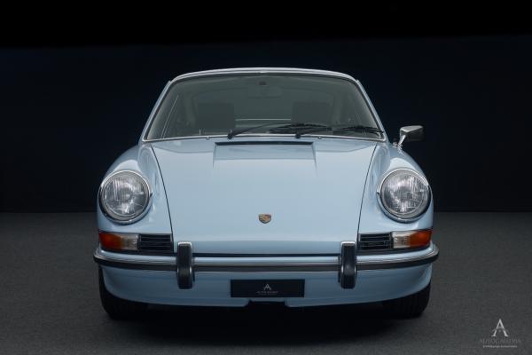 Porsche 911 E